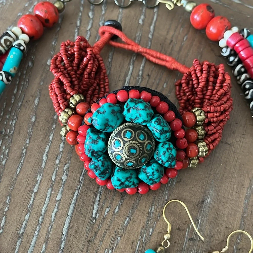 Bajalia Faux Coral Turquoise & Brass Necklace Bracelet Earrings - Picture 4 of 9